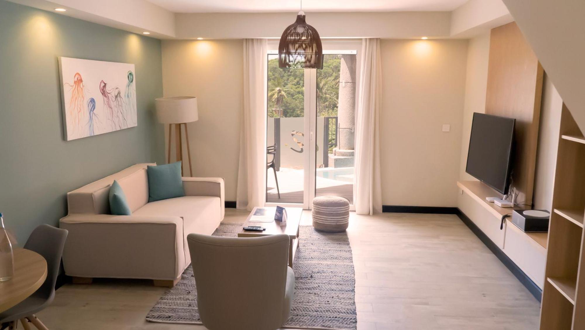 Executive Two-Bedroom Apartment,1597557340:JPEG